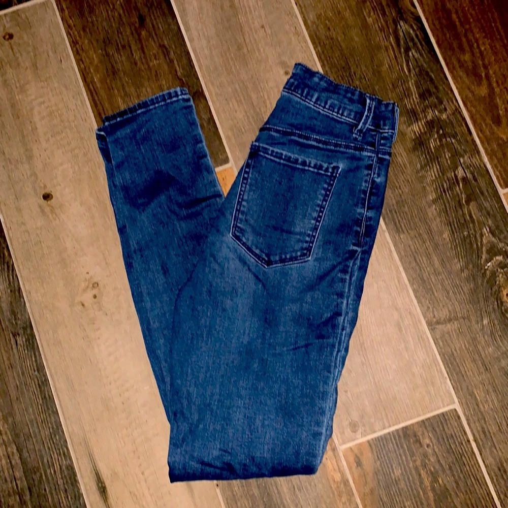 Forever 21 skinny jeans.